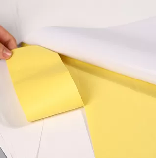 Giấy decal tự dính